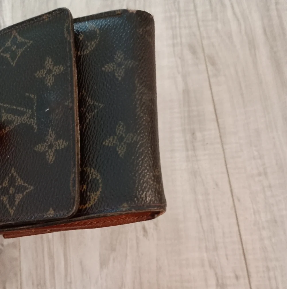 Authentic Louis Vuitton Monogram Portefeiulle Elise Trifold Wallet